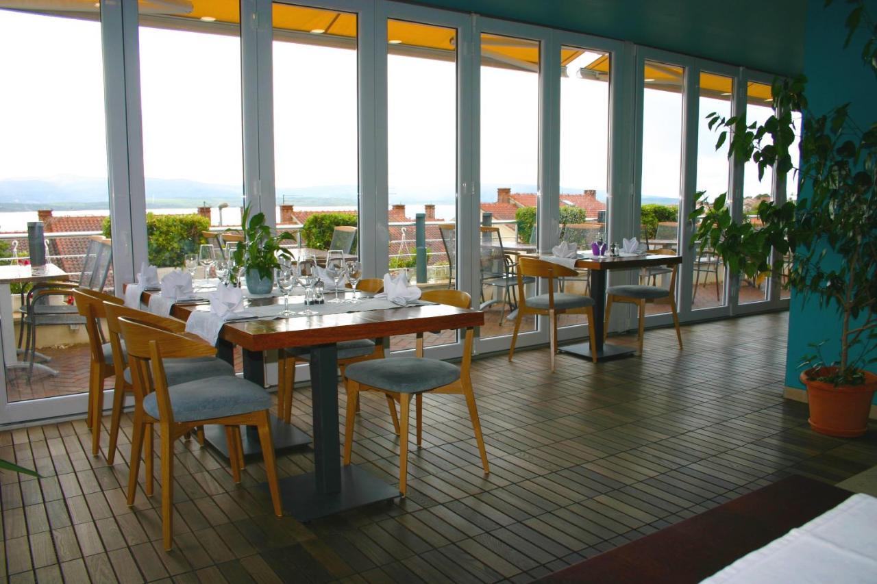 Apartments Villa Azzurra 볼 외부 사진