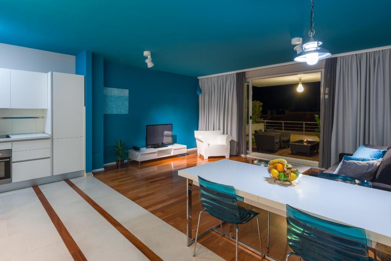 Apartments Villa Azzurra 볼 외부 사진